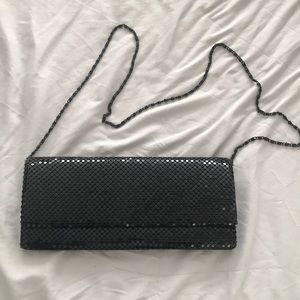 Black clutch removable chain